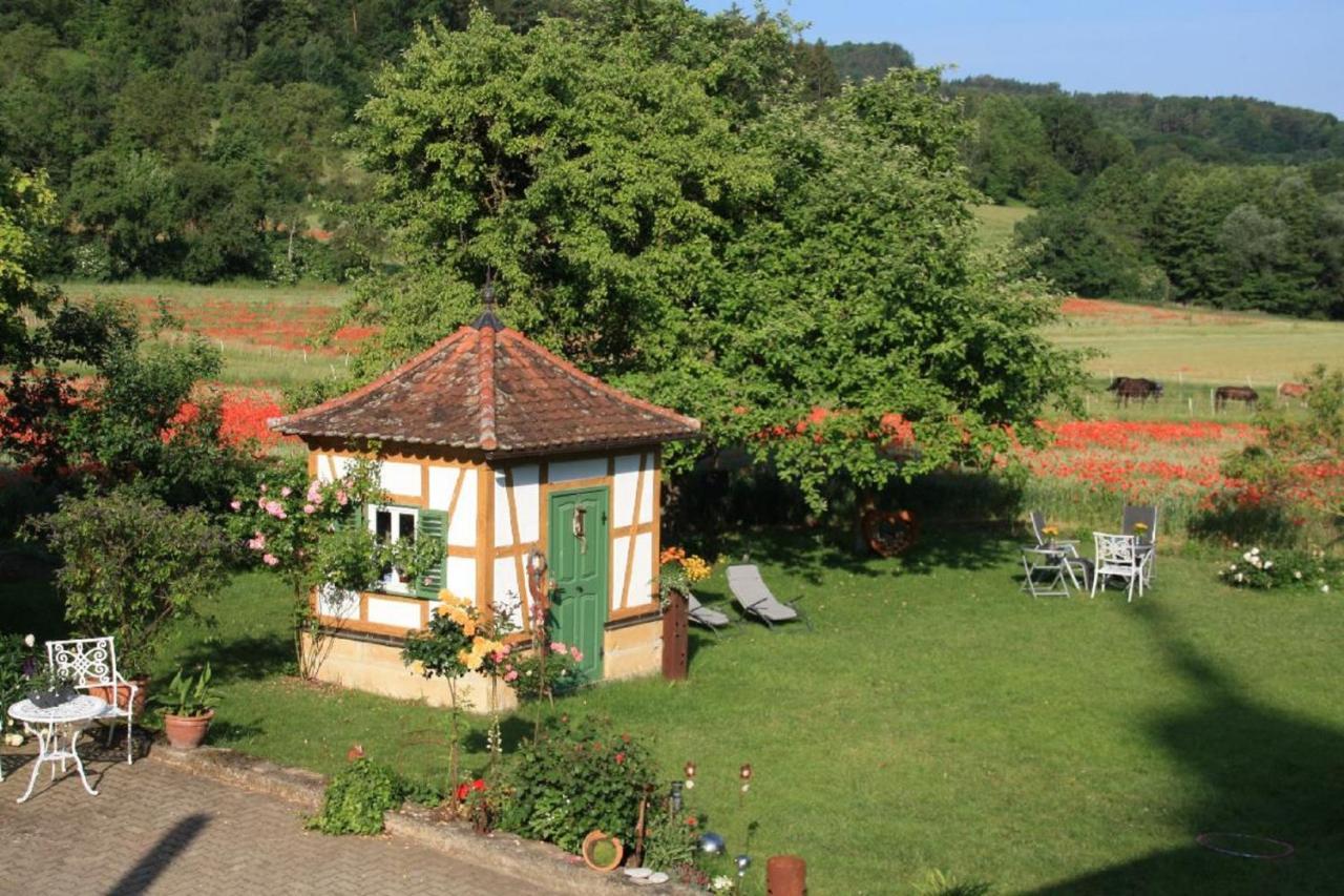 Ferienwohnungen Christine Бад-Штаффельштайн Экстерьер фото